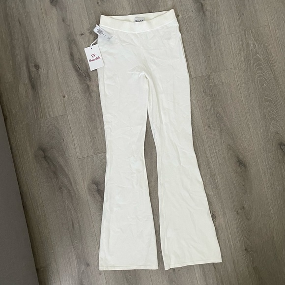 Aritzia Sunday Best Posie Pant - Picture 2 of 4